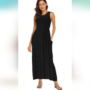 Chic Black Sleeveless Maxi Dress